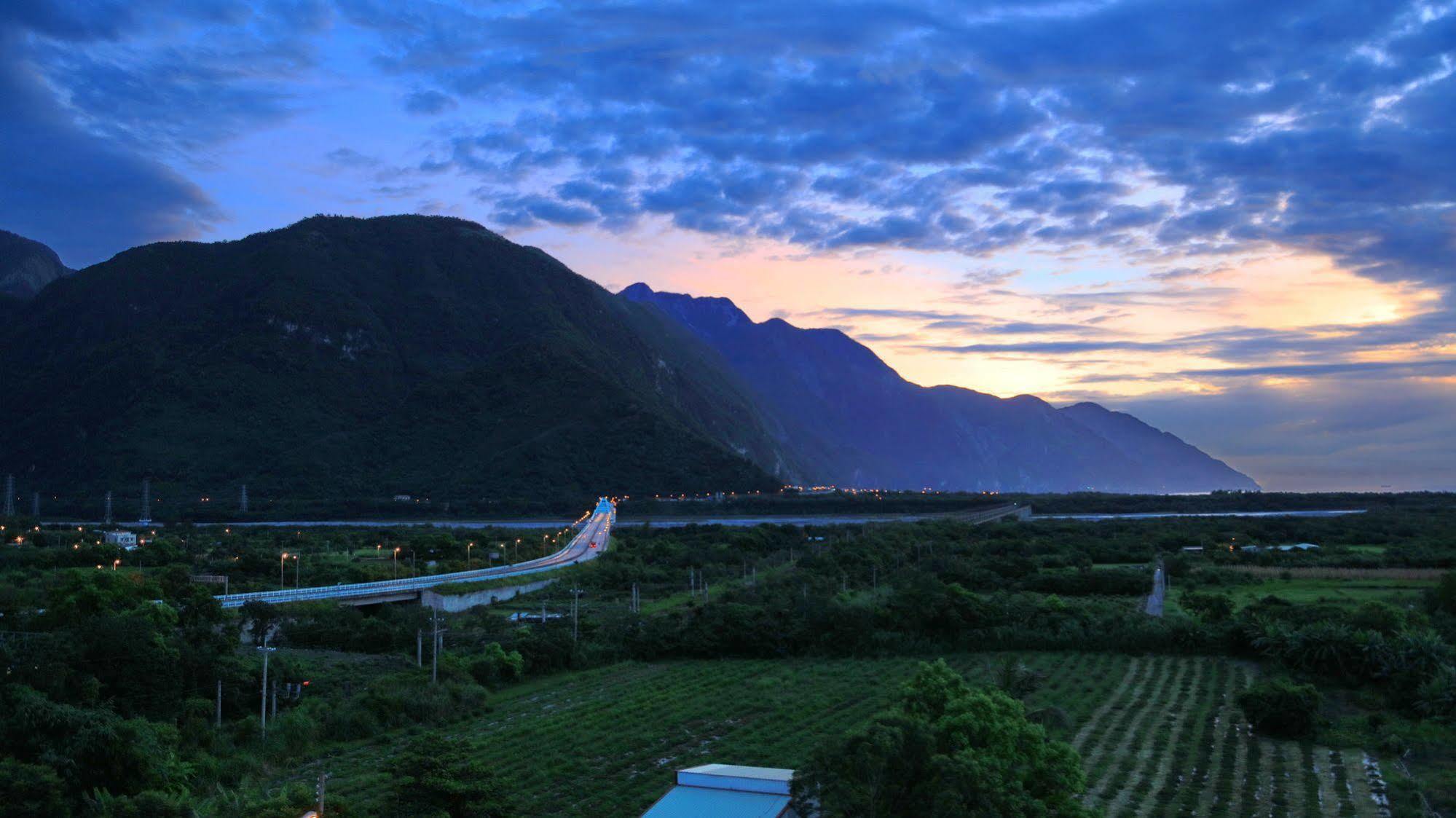 Taroko Liiko Hotels Xincheng Township Exterior foto